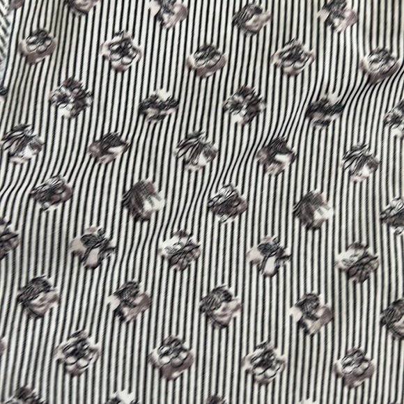 Foxcroft button up top. Size 18 - Picture 3 of 13